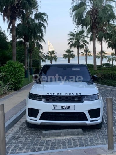 White Range Rover Sport for rent in Abu-Dhabi 1