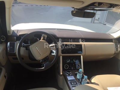 Black Range Rover Vogue for rent in Dubai 0