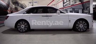 White Rolls Royce Ghost for rent in Dubai 2