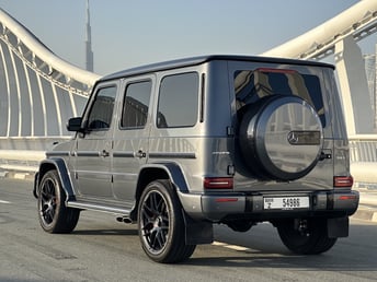 Grigio Scuro Mercedes G class in affitto a Dubai 2