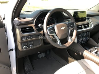 White Chevrolet Tahoe for rent in Abu-Dhabi 3