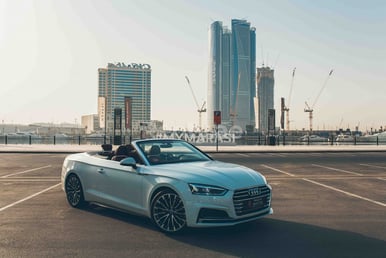 أبيض Audi A5 Cabriolet للإيجار في Dubai 0