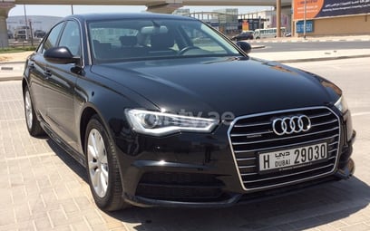 أسود Audi A6 للإيجار في Dubai