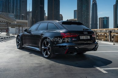 Black Audi RS6 for rent in Abu-Dhabi 1