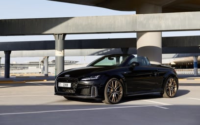 Black Audi TT for rent in Abu-Dhabi