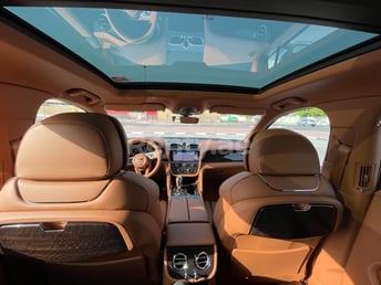 Black Bentley Bentayga for rent in Dubai 2