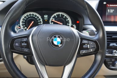 Black BMW 520I for rent in Abu-Dhabi 3