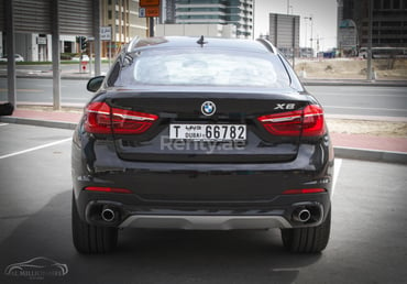 Black BMW X6 for rent in Abu-Dhabi 4