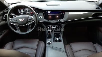 أسود Cadillac CT6 للإيجار في Abu-Dhabi 4