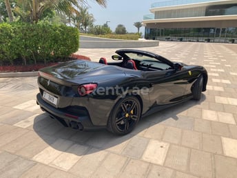 Black Ferrari Portofino Rosso for rent in Dubai 3