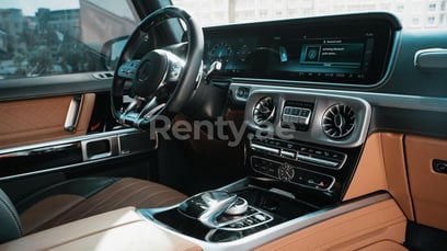 Black Mercedes G63 AMG for rent in Abu-Dhabi 2