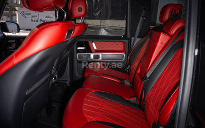 Black Mercedes G63 AMG for rent in Dubai 2