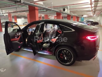 在Dubai租赁黑色 Mercedes GLE 63 S AMG 4