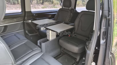 Black Mercedes V250 full option for rent in Dubai 3