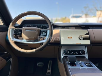 Schwarz Range Rover Vogue zur Miete in Abu-Dhabi 3