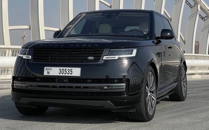 Black Range Rover Vogue for rent in Dubai