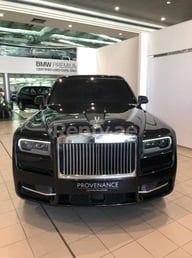 在Abu-Dhabi租赁黑色 Rolls Royce Cullinan 0