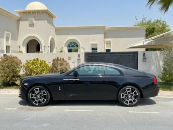 Negro Rolls Royce Wraith Adamas en alquiler en Dubai 5