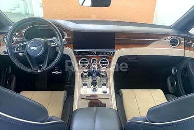 Синий Bentley Continental GT в аренду в Dubai 0