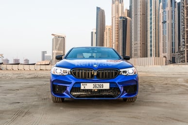 Blue BMW 5 Series for rent in Abu-Dhabi 4