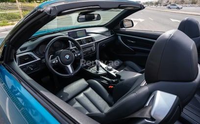 Blue BMW 430i  cabrio for rent in Dubai 4