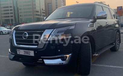 Blue Nissan Patrol V8 for rent in Abu-Dhabi