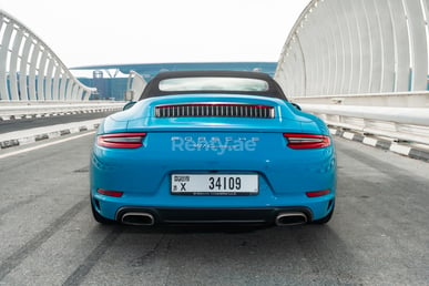 Blue Porsche 911 Carrera cabrio for rent in Dubai 1