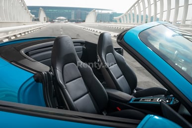 Blue Porsche 911 Carrera cabrio for rent in Dubai 5