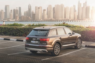 Brown Audi Q7 for rent in Dubai 3