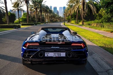 Dark Blue Lamborghini Huracan Evo Spyder for rent in Dubai 3