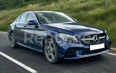 Bleu Foncé Mercedes C Class C300 en location à Abu-Dhabi