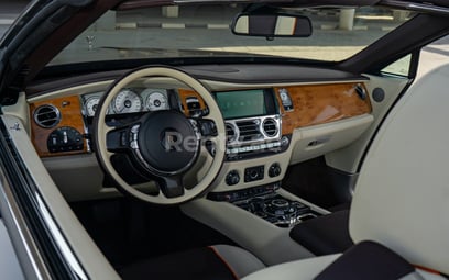 Dark Brown Rolls Royce Dawn for rent in Dubai 3