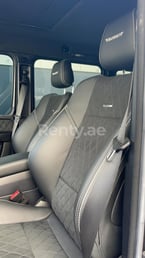 Dark Grey Mercedes G500 4x4 for rent in Abu-Dhabi 2