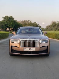 Brown Rolls Royce Ghost for rent in Dubai 3