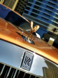 Gold Rolls Royce Wraith for rent in Sharjah 4