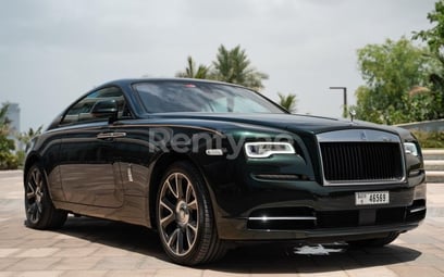 أخضر Rolls Royce Wraith للإيجار في Dubai