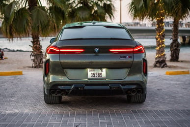 Grigio 2021 BMW X6 50i V8 BiTurbo engine with X6M bodykit in affitto a Abu-Dhabi 1