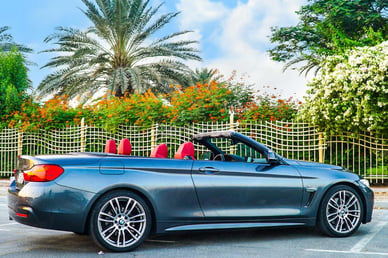 Grey BMW 430 Cabriolet for rent in Abu-Dhabi 3