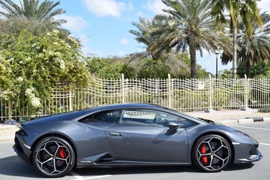 Grey Lamborghini Evo for rent in Dubai 3