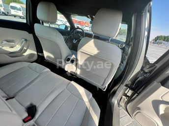 Grigio Mercedes A 220 in affitto a Sharjah 7