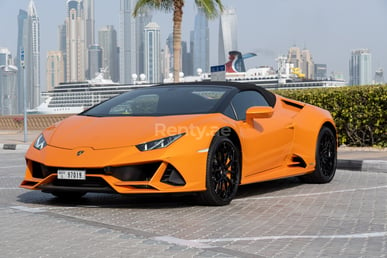 Orange Lamborghini Evo Spyder for rent in Dubai 4