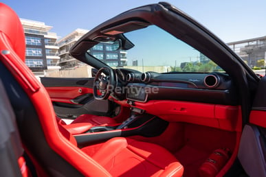 Red Ferrari Portofino Rosso BLACK ROOF for rent in Dubai 7