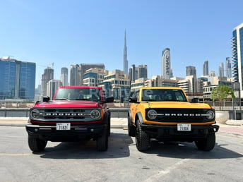 Gelb Ford Bronco Wildtrak 2021 zur Miete in Dubai 6