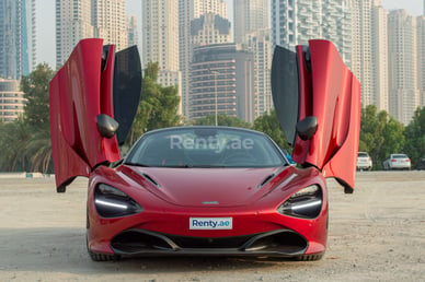 在Sharjah租赁红色 McLaren 720 S Spyder 0