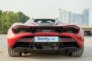 Красный McLaren 720 S Spyder в аренду в Sharjah 3