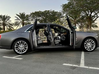Silver Grey Rolls Royce Ghost for rent in Dubai 2