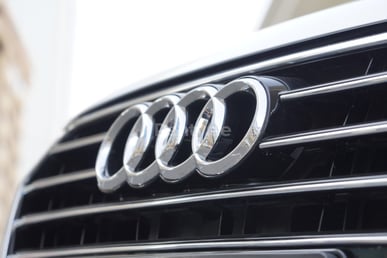 فضة Audi A6 للإيجار في Sharjah 5