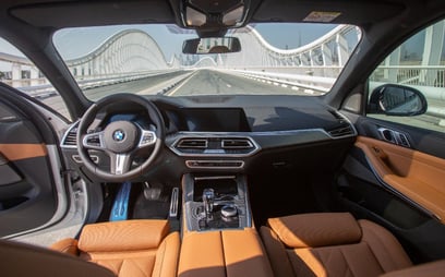 White BMW X5 40iM for rent in Dubai 3