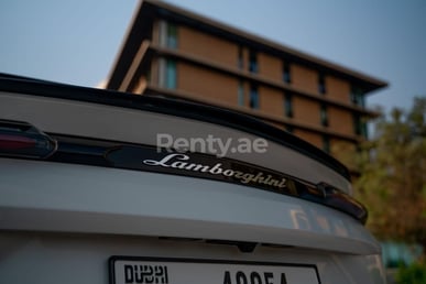 White Lamborghini Urus for rent in Dubai 0