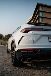 White Lamborghini Urus for rent in Dubai 1